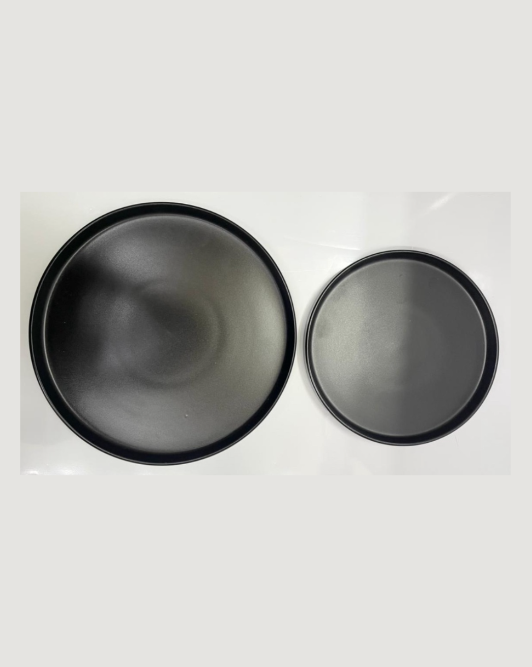 Black Dinner Set
